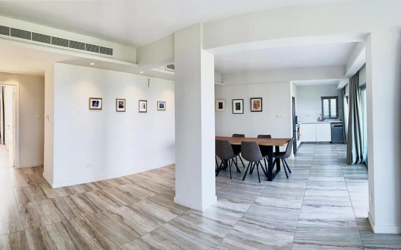 Emerald Suites Protarász Kültér fotó