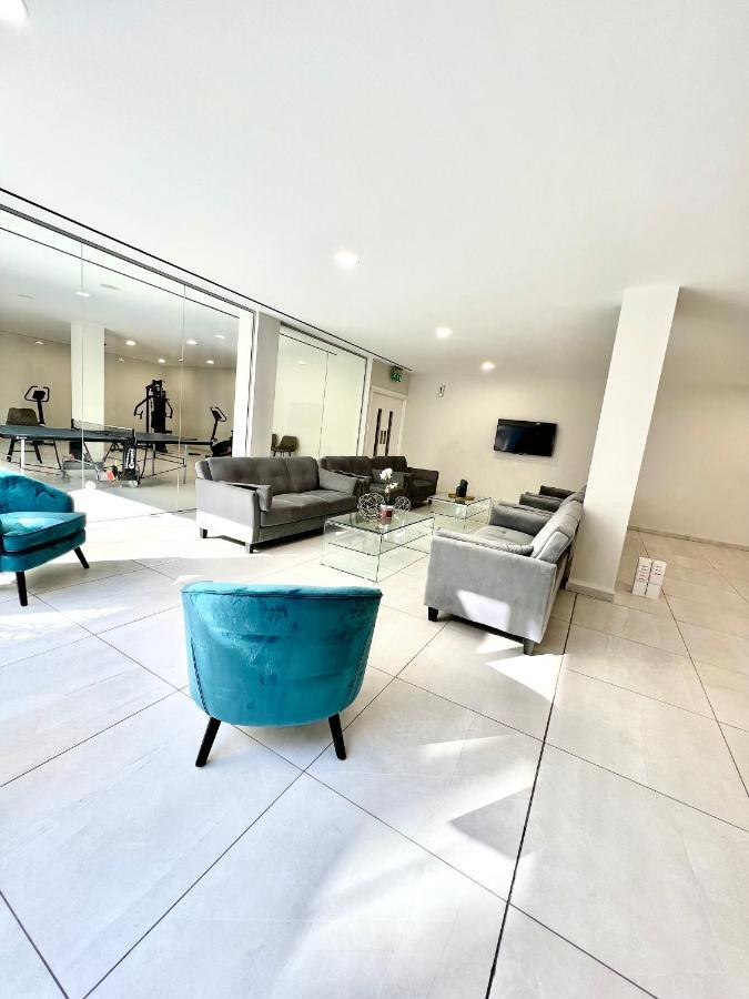 Emerald Suites Protarász Kültér fotó