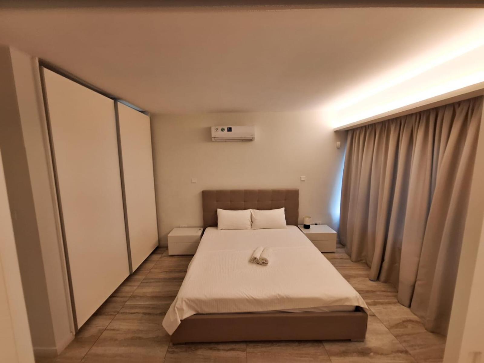 Emerald Suites Protarász Kültér fotó