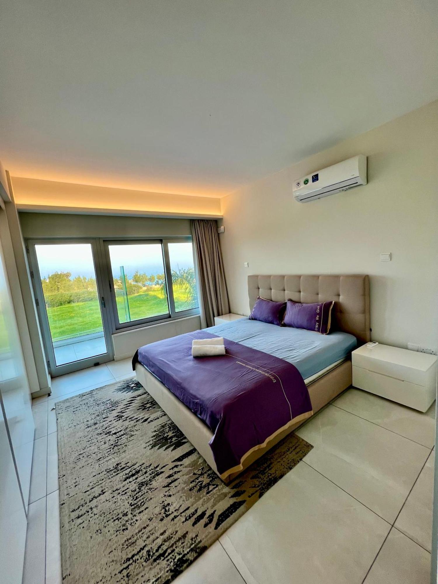 Emerald Suites Protarász Szoba fotó