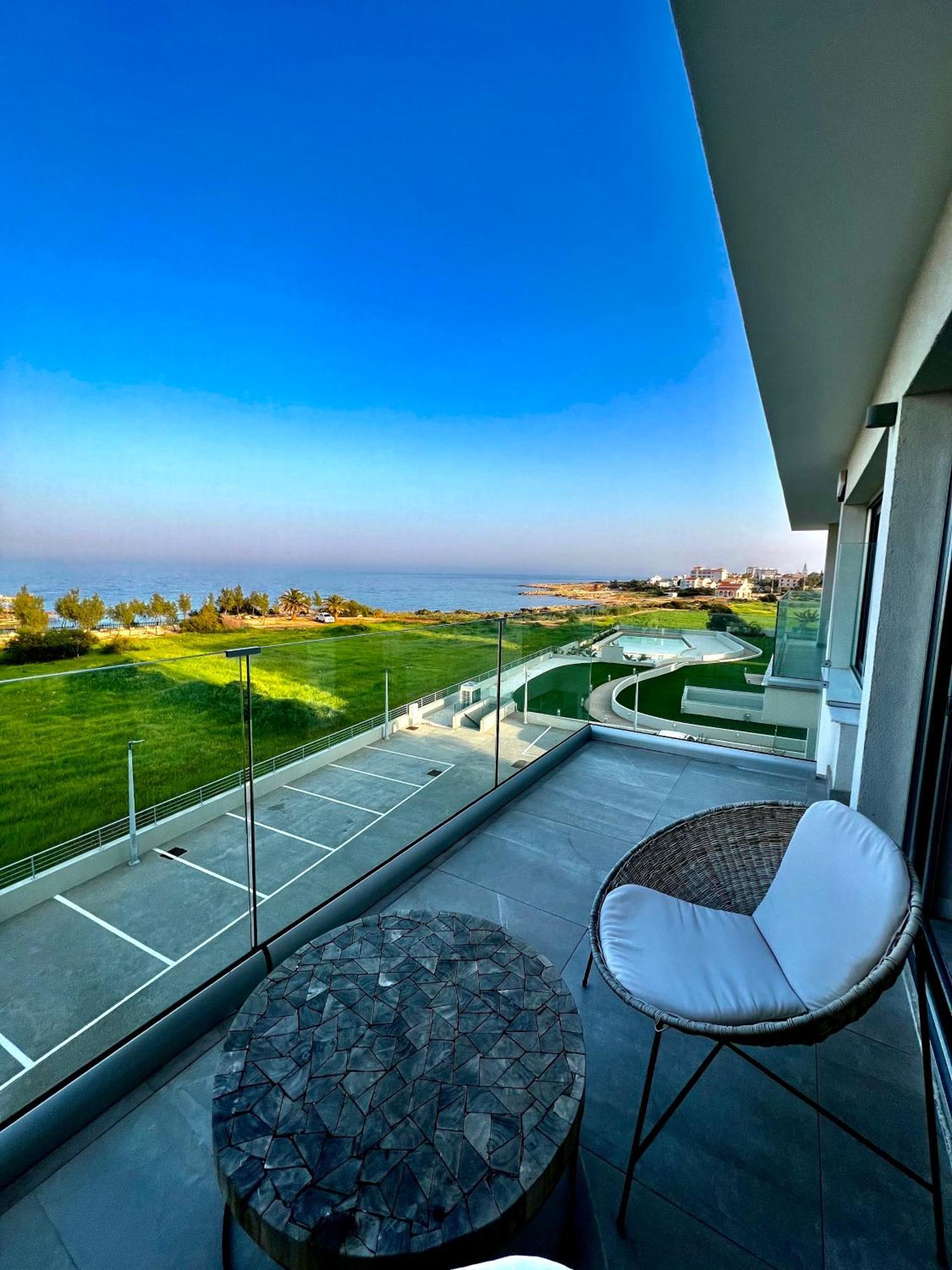 Emerald Suites Protarász Kültér fotó